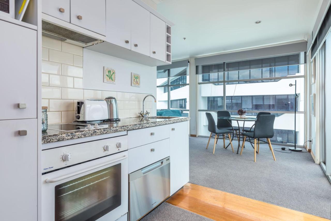 Stunning Waterfront Location With Huge Balcony! Apartment Auckland Exterior photo