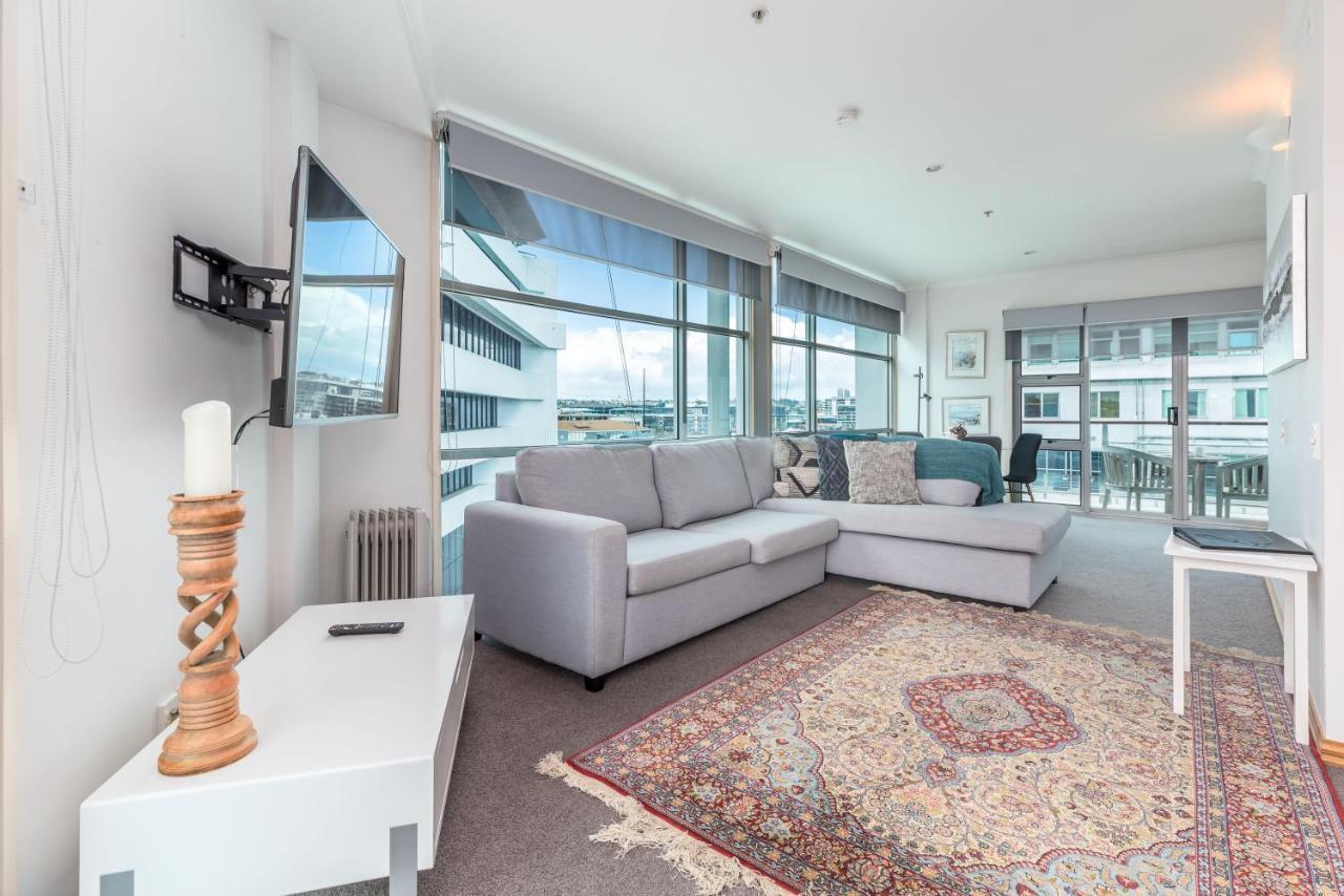Stunning Waterfront Location With Huge Balcony! Apartment Auckland Exterior photo